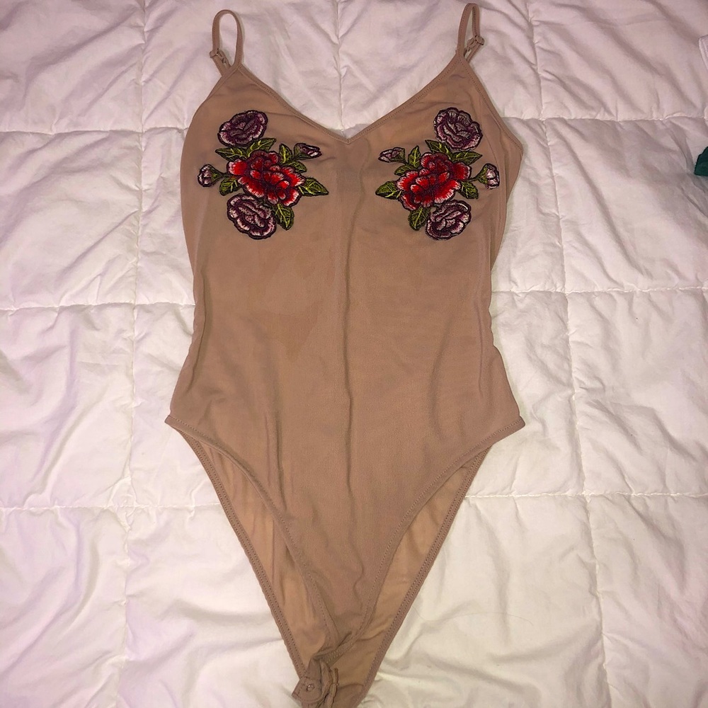 Sheer mesh-like bodysuit / new condition